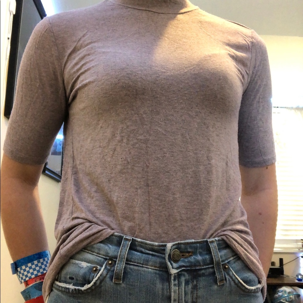 Short sleeve shirt